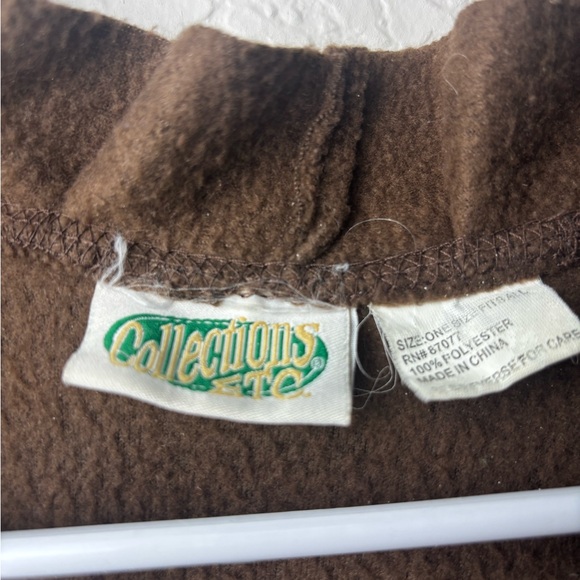 Brown Ruffled Women's Cape - Picture 2 of 3